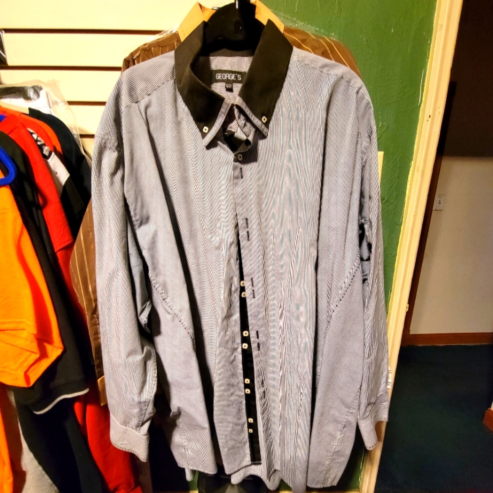 MENS BUTTON DOWN  DRESS SHIRT